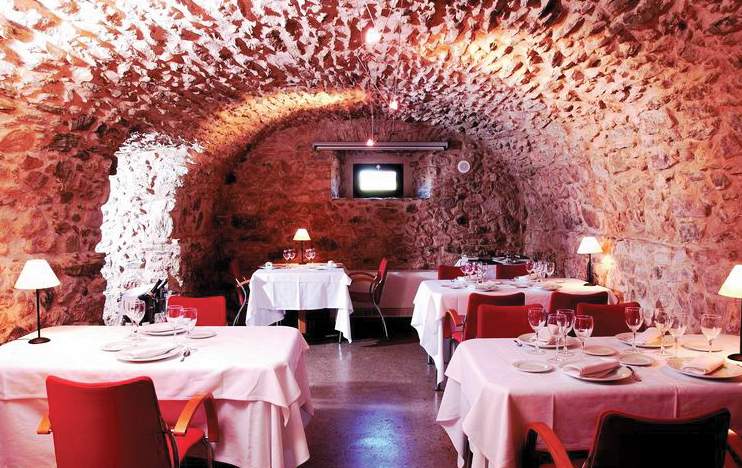 arcs de monells adults only