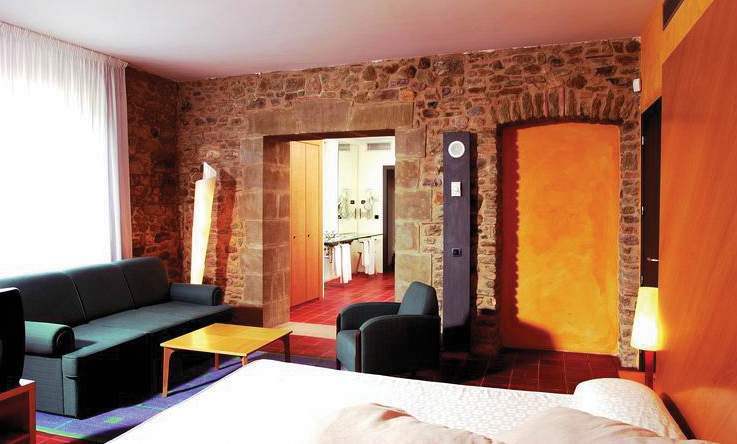 cruilles monells i sant sadurn