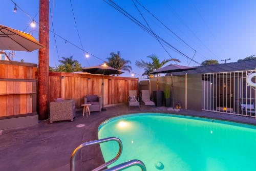 shell beach inn