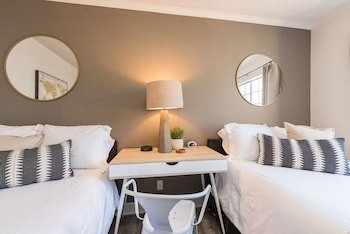 shell beach inn