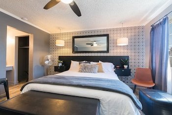 shell beach inn