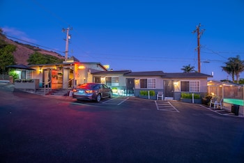 shell beach inn