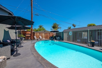 shell beach inn