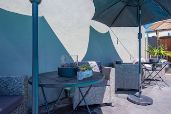 shell beach inn