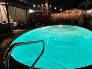 shell beach inn