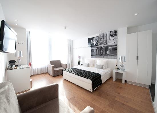 max brown hotel museum square part of sircle collection