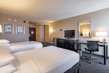 doubletree by hilton new york jfk airport