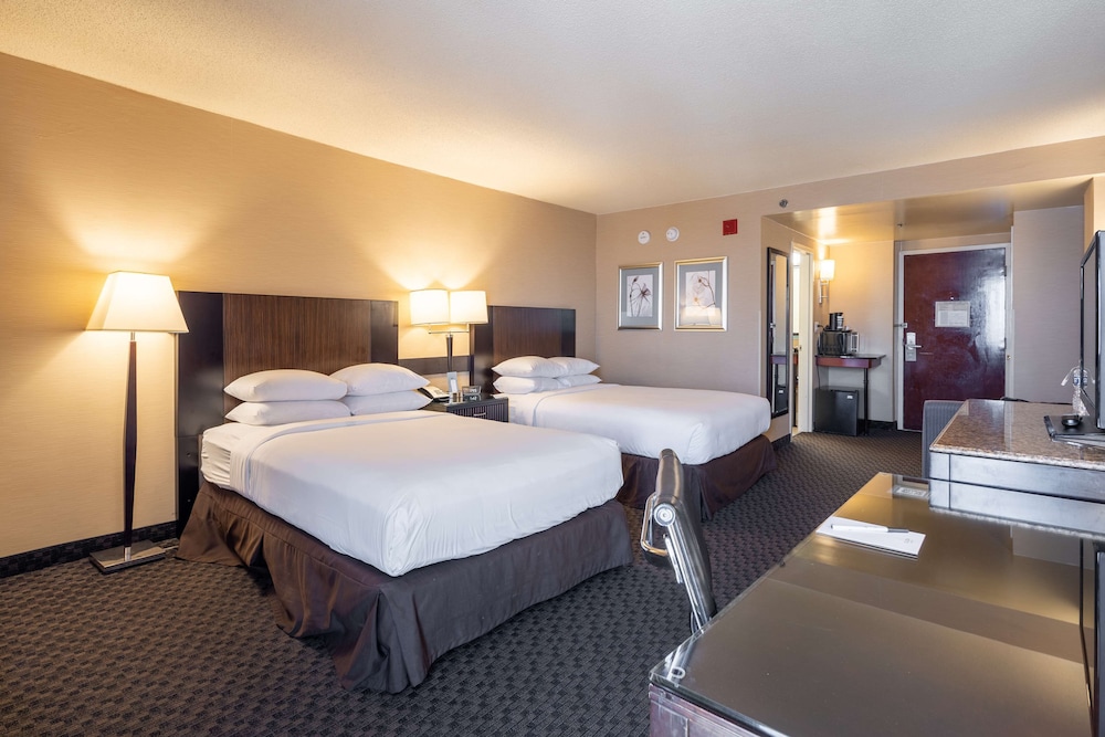 doubletree by hilton new york jfk airport