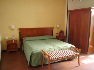 B&B Hotel Napoli,Near Cathedral Of Naples,3 star