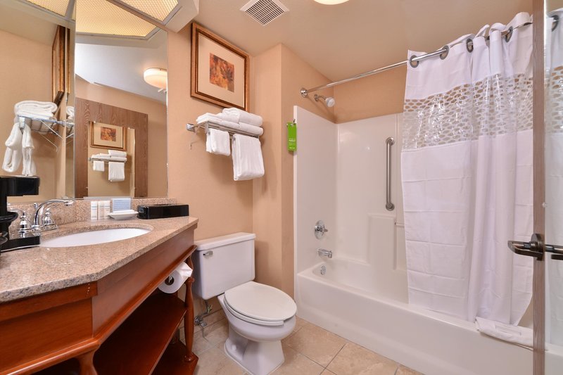 hampton inn portland east