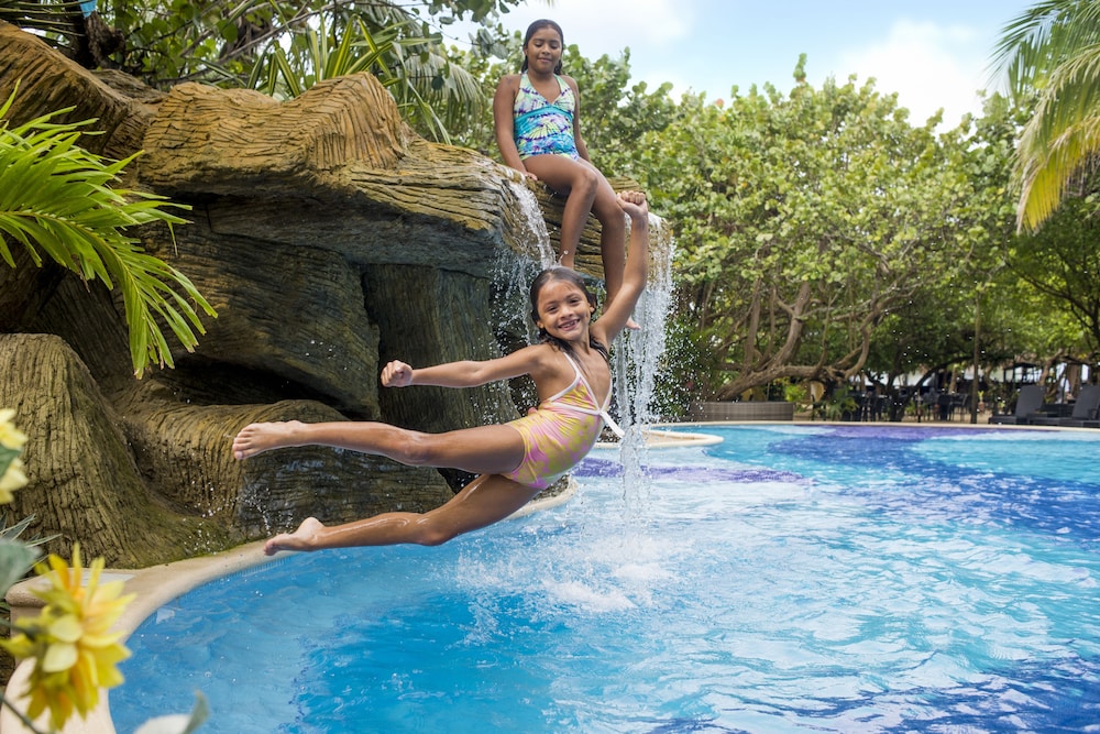 paradise beach hotel and resort