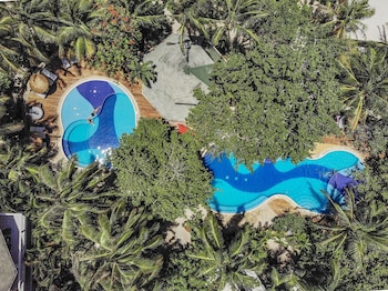 paradise beach hotel and resort