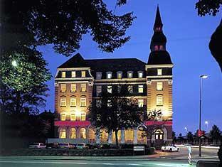 Milling Hotel Plaza,Odense>>Billund,3 star