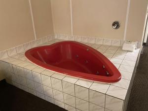 Quality Inn & Suites,Ontario>>Niagara Falls,3 star
