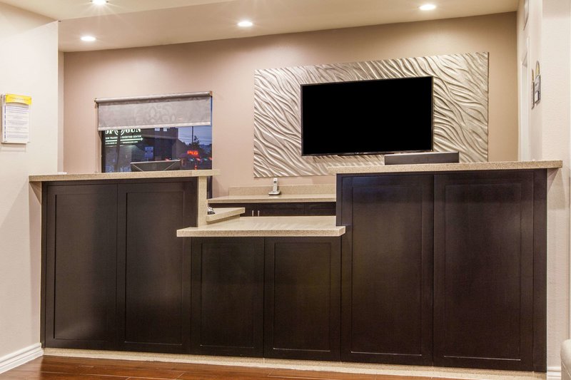 grand villa inn galleria