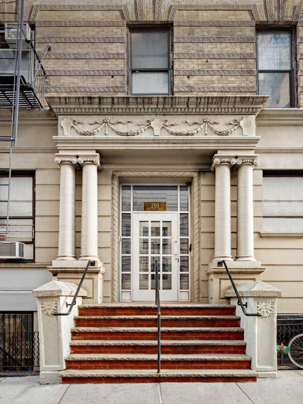 central park west hostel