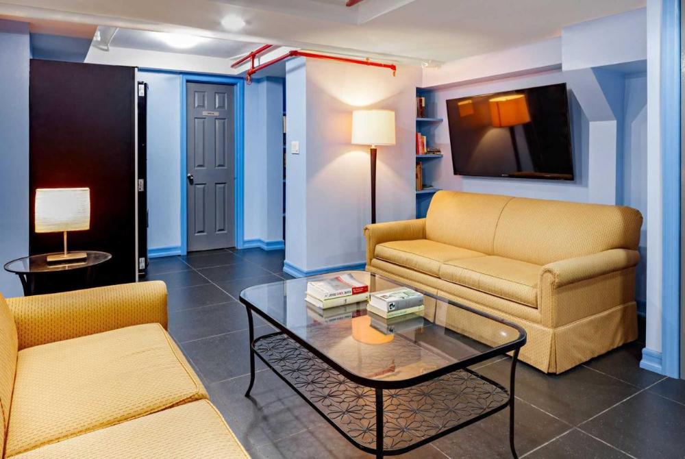 central park west hostel