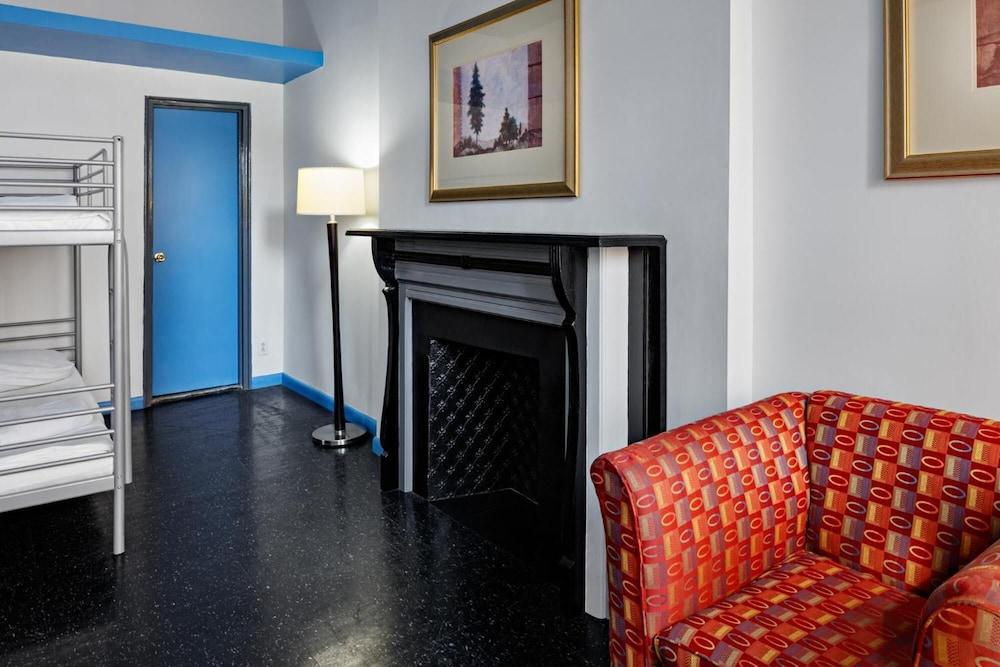 central park west hostel
