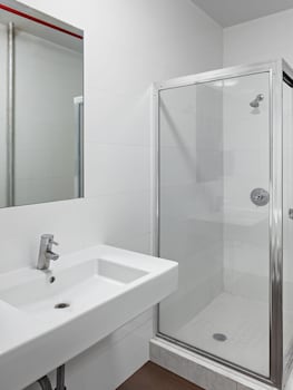 central park west hostel