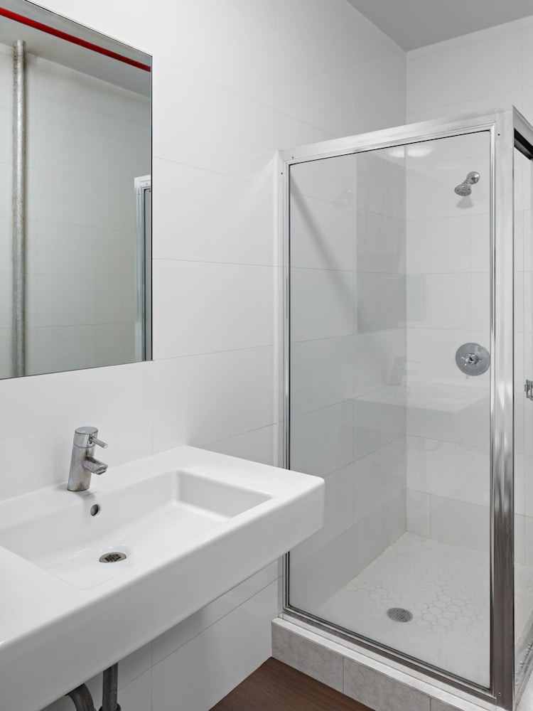 central park west hostel