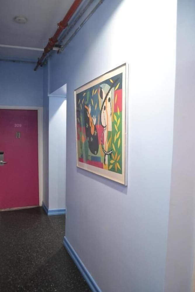 central park west hostel