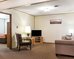 econo lodge wall