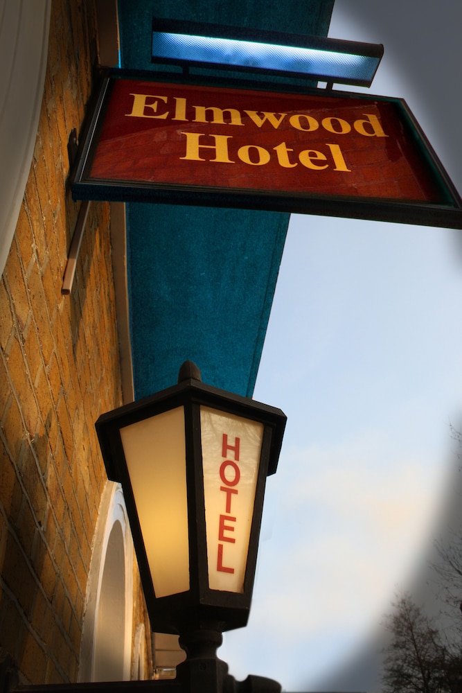 elmwood hotel