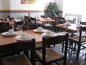 elmwood hotel