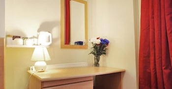 elmwood hotel