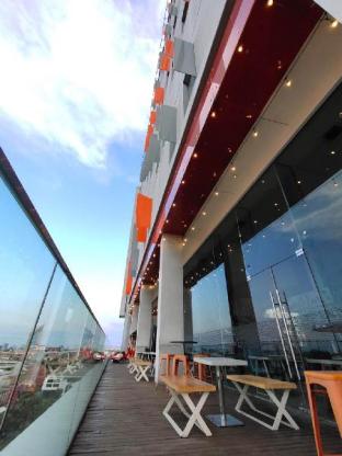 harris hotel and conventions gubeng surabaya