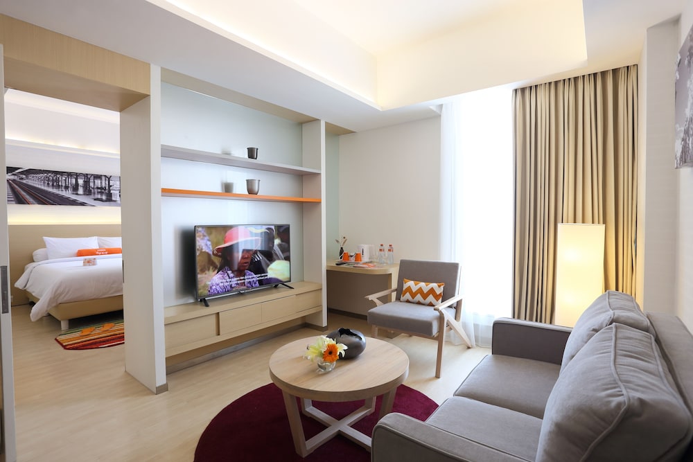 harris hotel and conventions gubeng surabaya