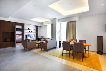 harris hotel and conventions gubeng surabaya