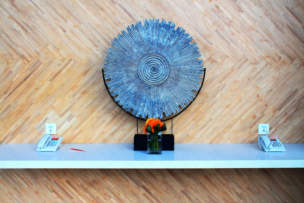 harris hotel and conventions gubeng surabaya