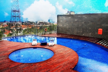 harris hotel and conventions gubeng surabaya