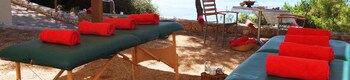alonissos beach bungalows and suites hotel