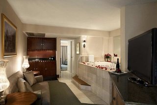 Embassy Suites By Hilton Richmond,Henrico>>Dumbarton,4 star