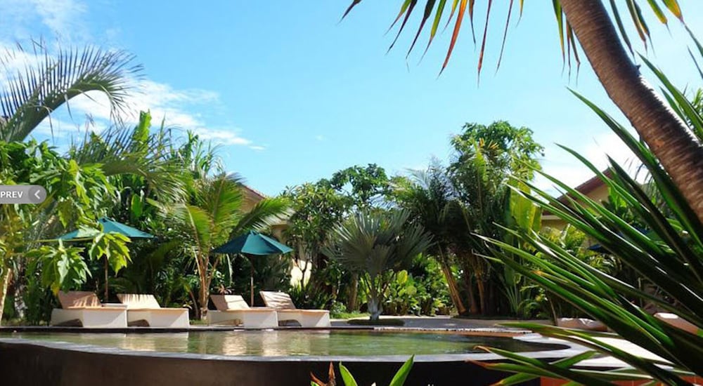 laguna gili beach resort