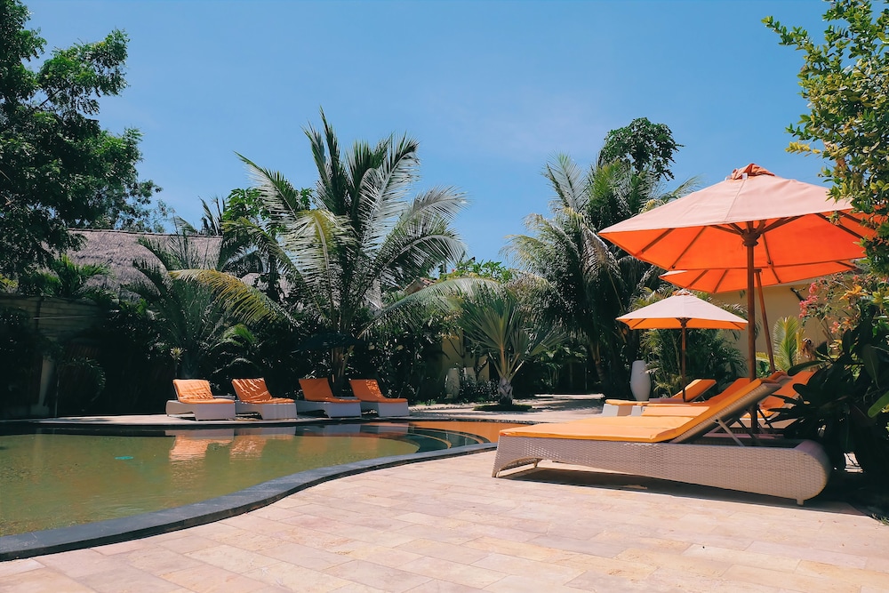 laguna gili beach resort