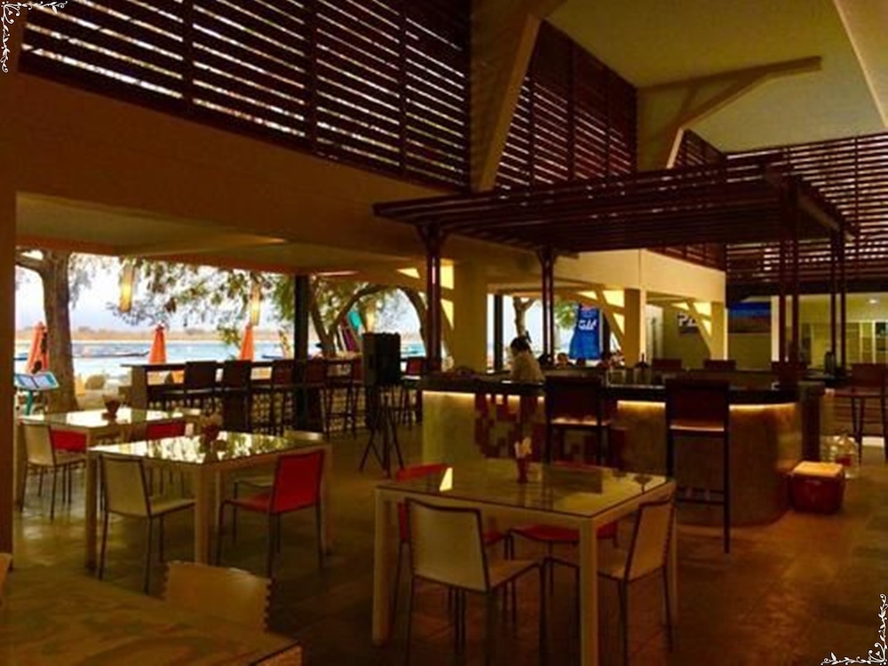 laguna gili beach resort