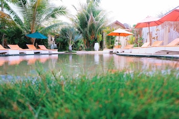 laguna gili beach resort