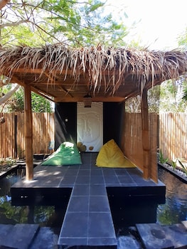 laguna gili beach resort