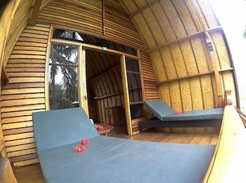 laguna gili beach resort