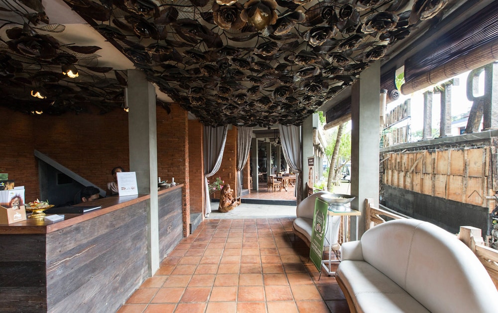 suarti boutique village