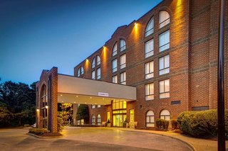 Embassy Suites Williamsburg,Williamsburg>>Virginia,4 star