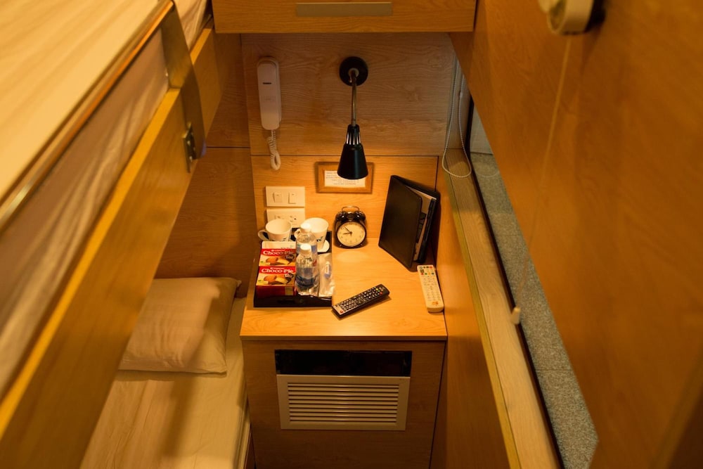 vatc sleeppod terminal 1