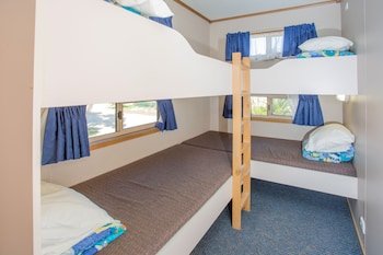 Big4 Moruya Heads Easts Dolphin Beach Holiday Park,Broulee>>Batemans Bay,2 star