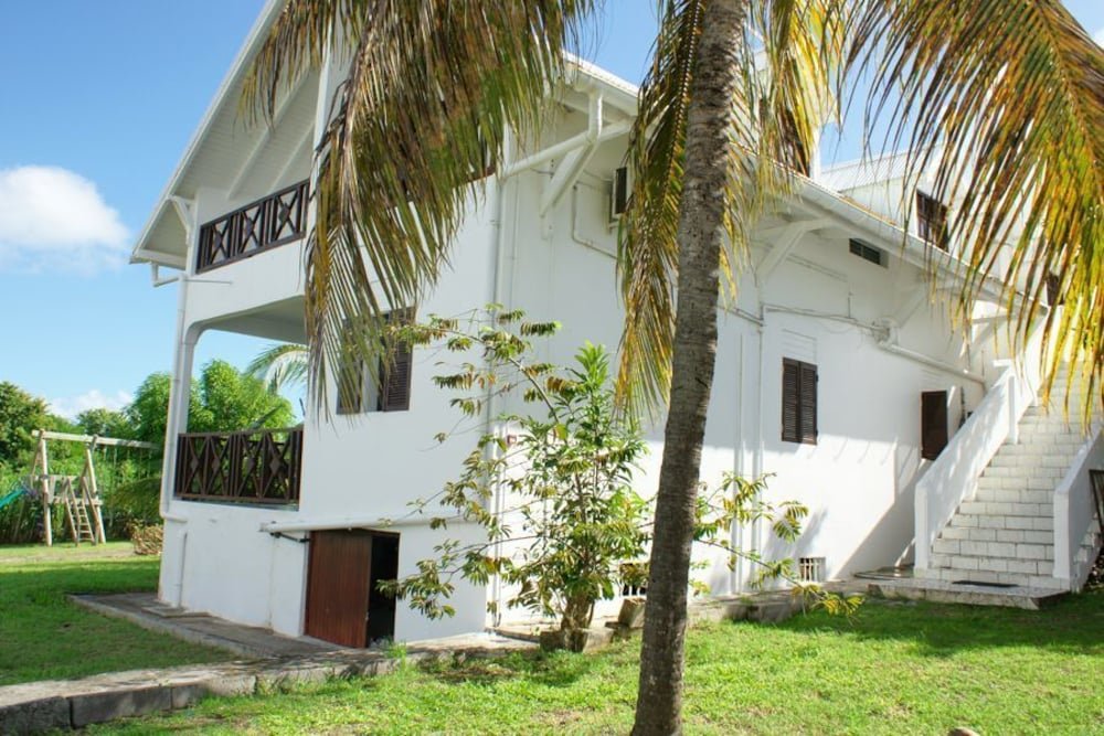 Au Jardin Debeauséjour,Near Feuillere Beach,3 star