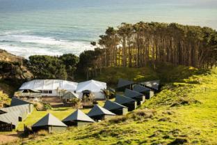 Castaways Resort,Karioitahi>>Auckland,4 star