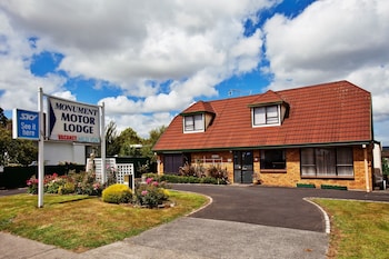 monument motor lodge