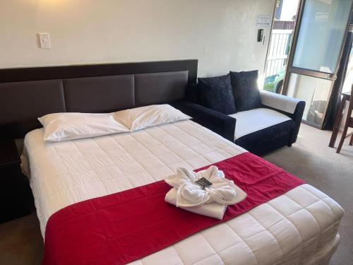 Monument Motor Lodge,Auckland>>Ardmore,2 star